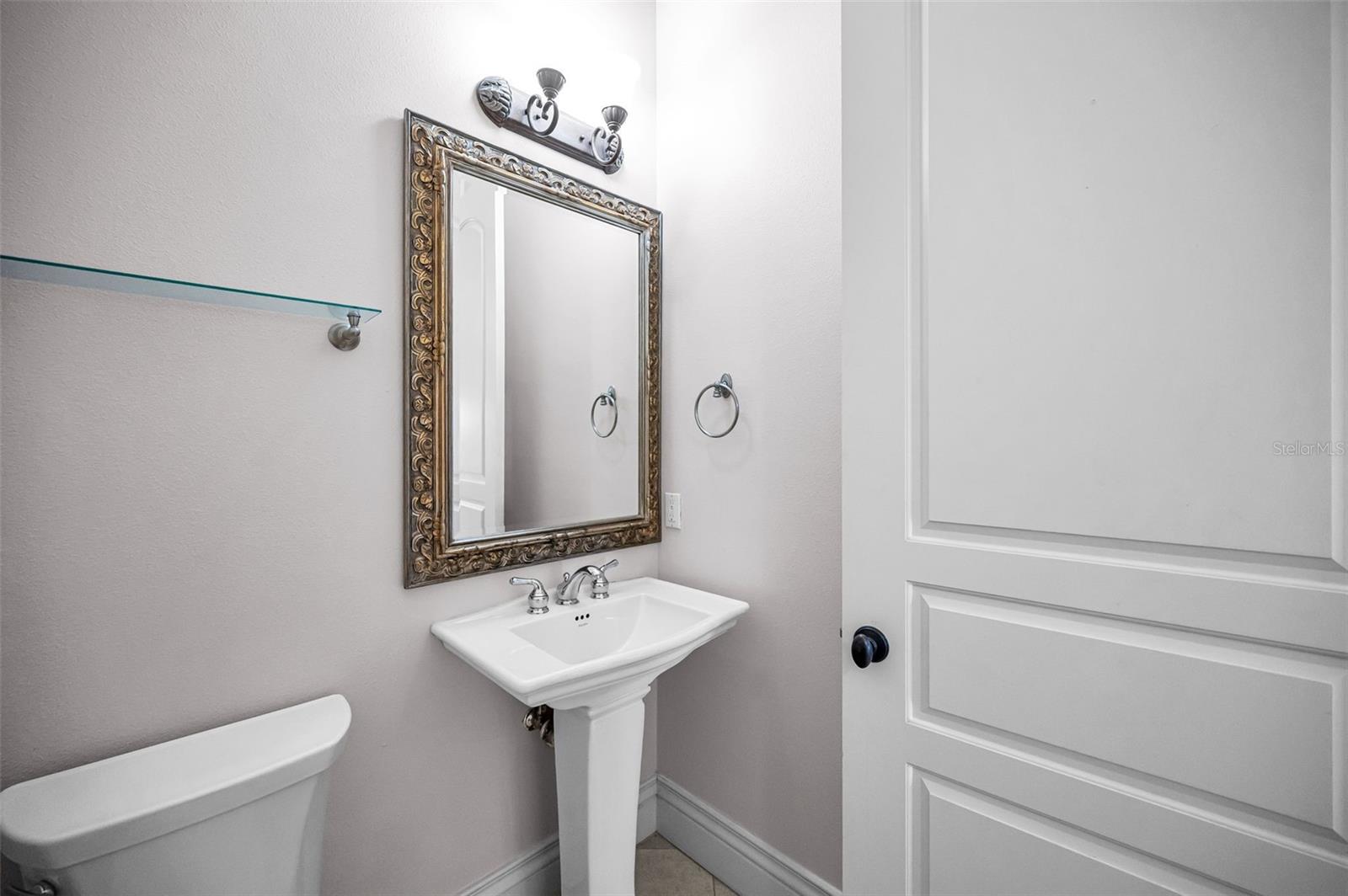 CHAMPIONS CLUB - Residential