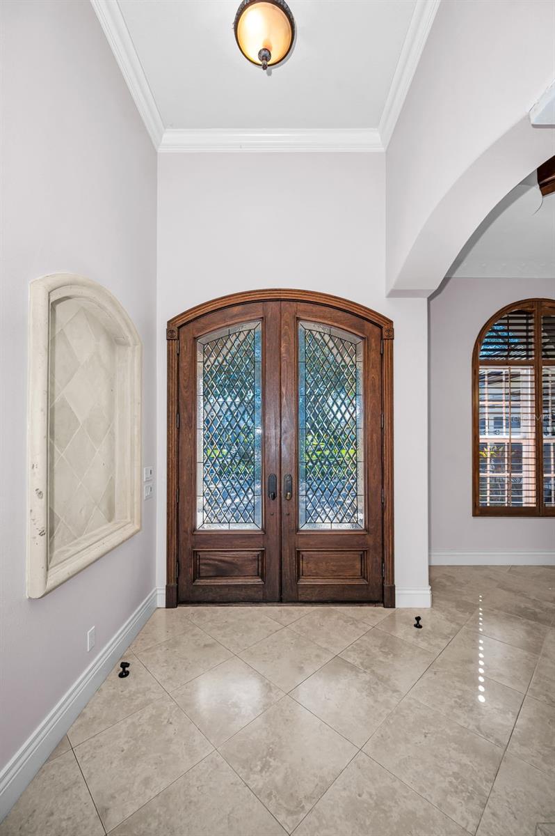 CHAMPIONS CLUB - Residential