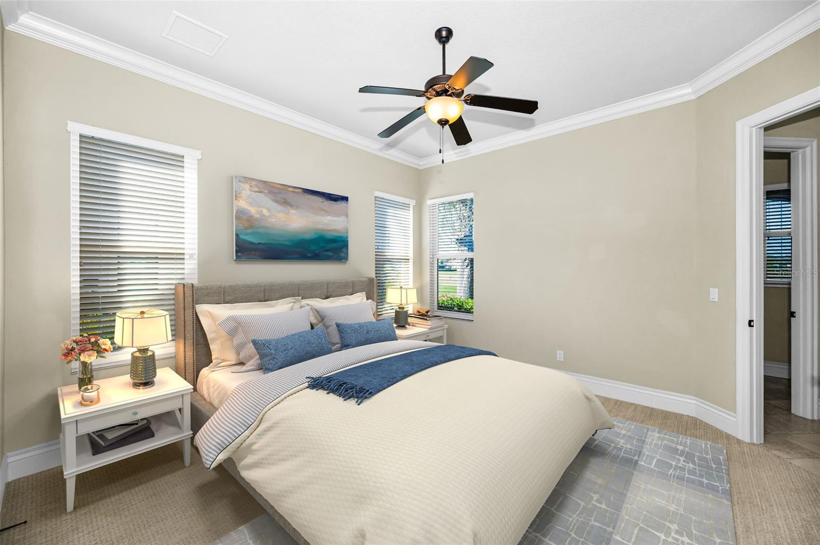 CHAMPIONS CLUB - Residential