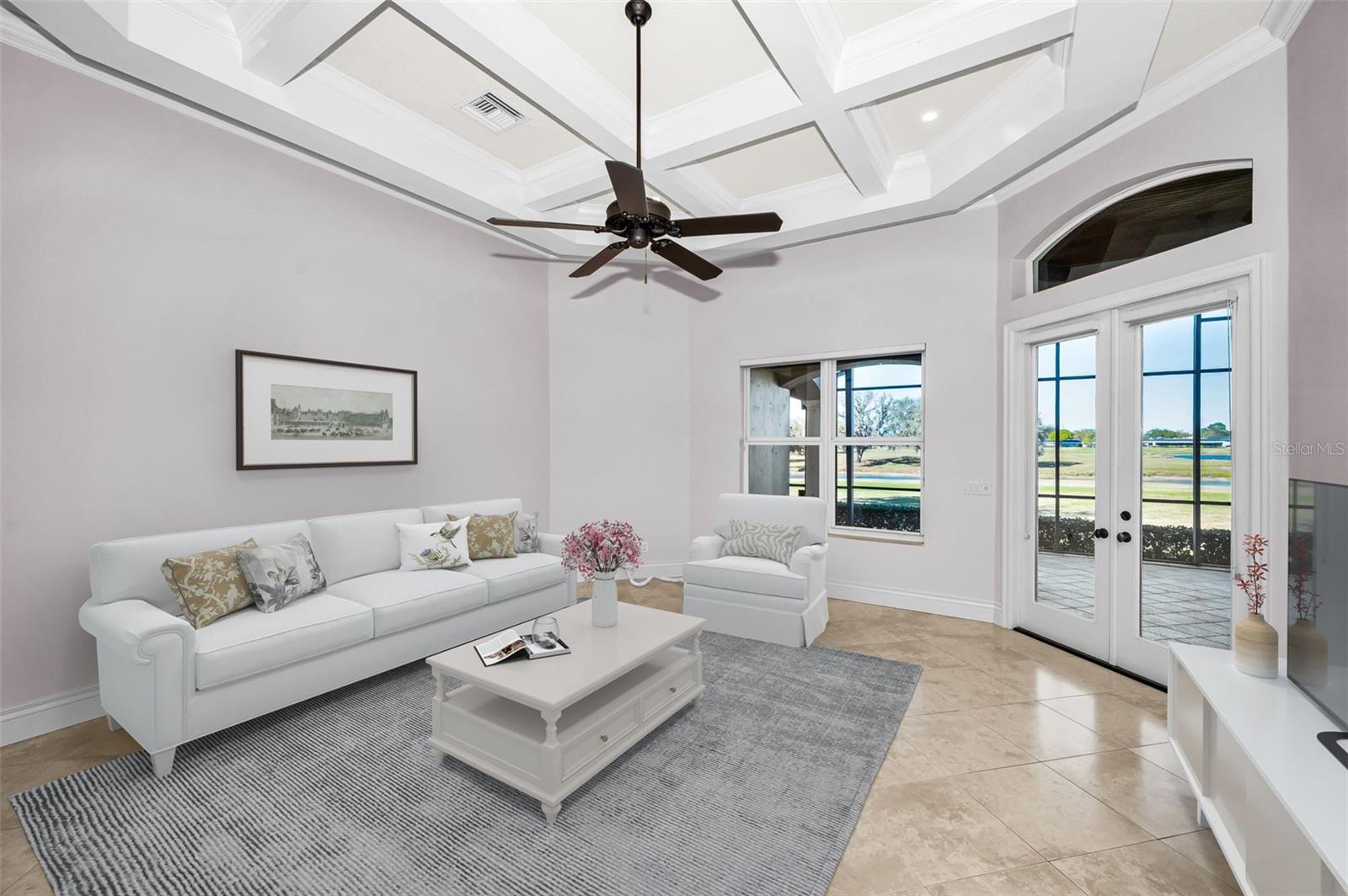 CHAMPIONS CLUB - Residential