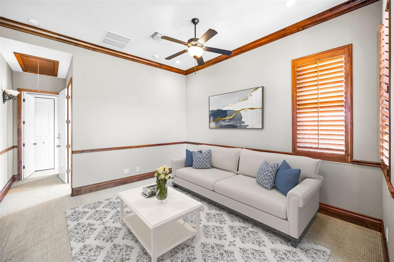 CHAMPIONS CLUB - Residential