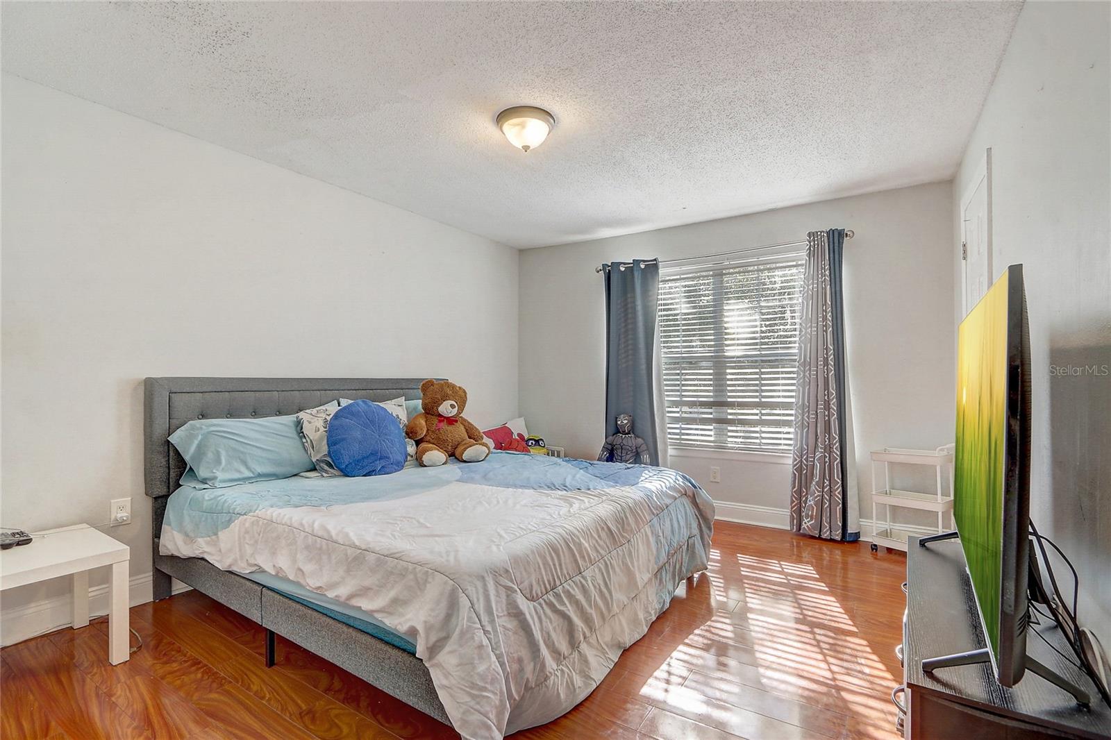 GABLES AT LAKESIDE THE CONDO - Residential