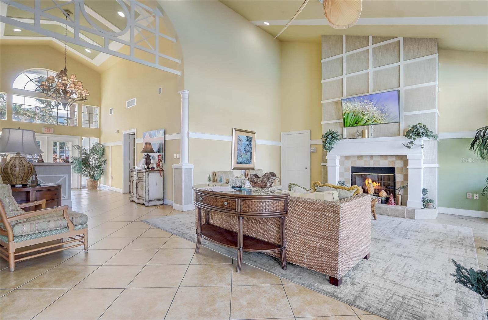 GABLES AT LAKESIDE THE CONDO - Residential