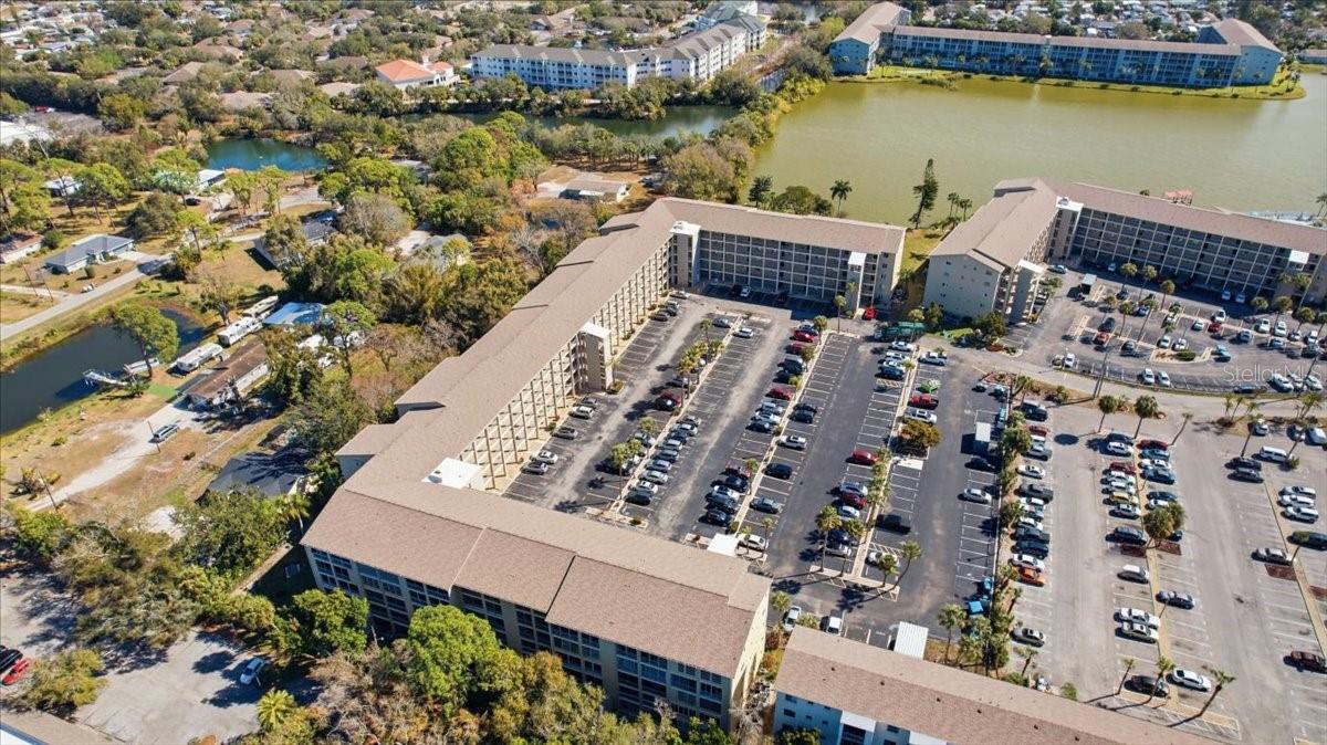 BAYSHORE ON THE LAKE APTS II SEC 3 - Residential