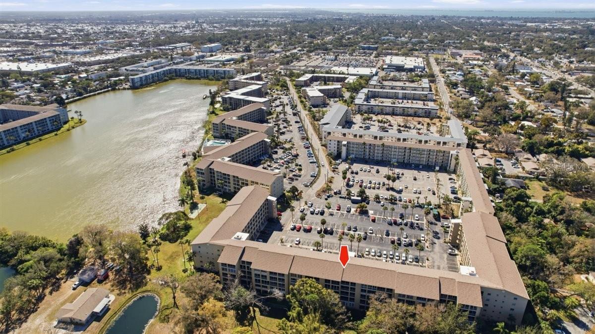 BAYSHORE ON THE LAKE APTS II SEC 3 - Residential