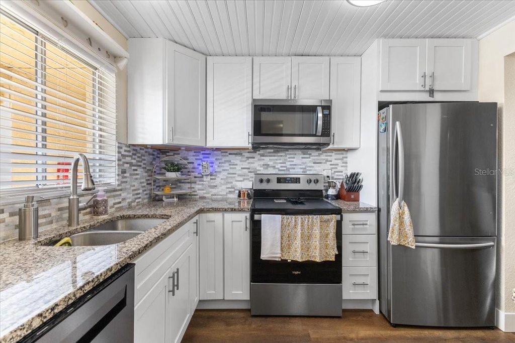 Photo of 3710 Lake Bayshore Drive #k416, Bradenton, FL 34205 (MLS # W7883123)