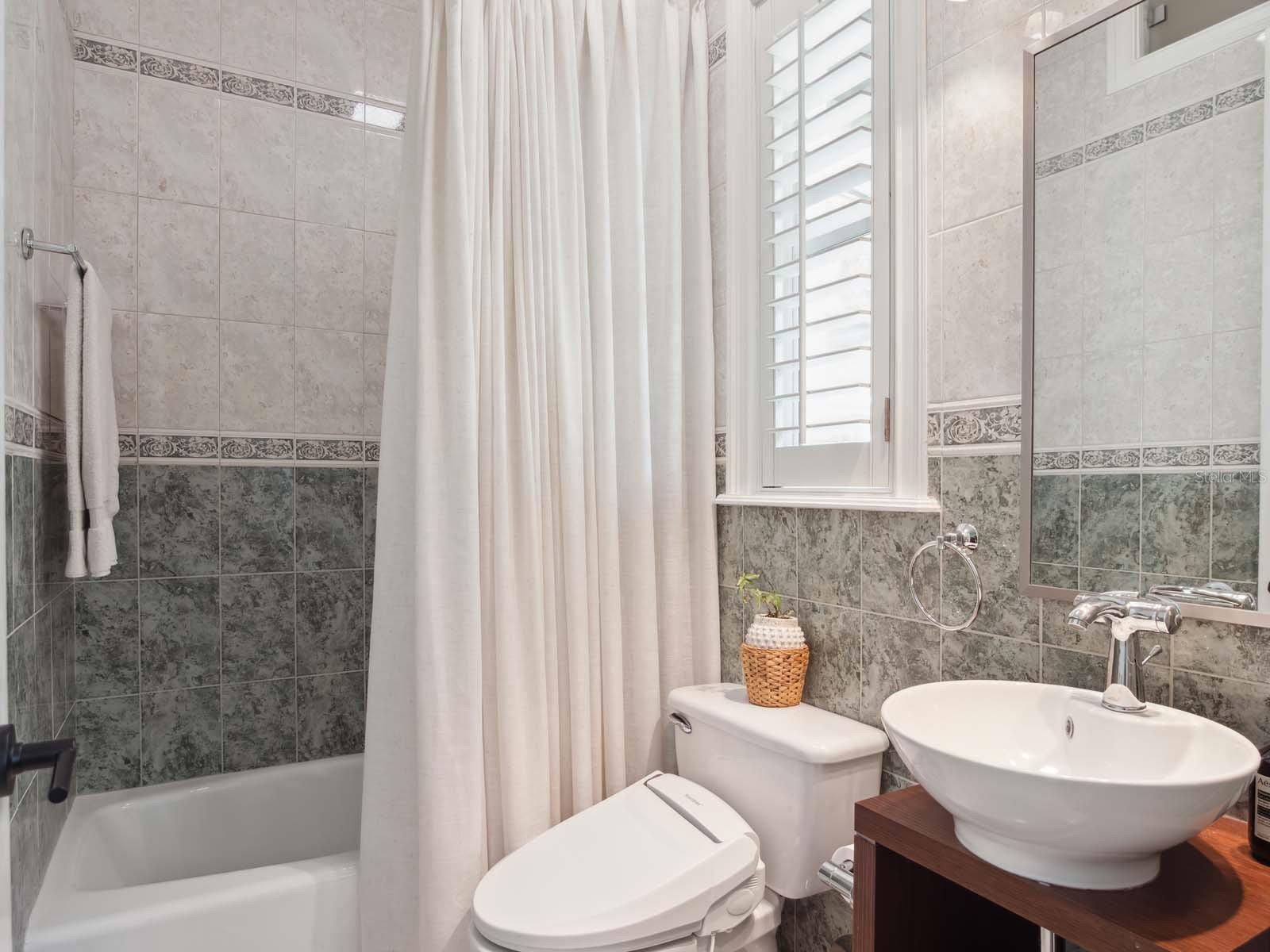 LAKE NONA ESTATES - Residential Lease