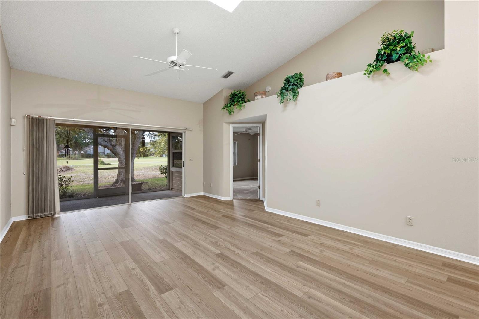 WIMBLEDON GREENS - Residential