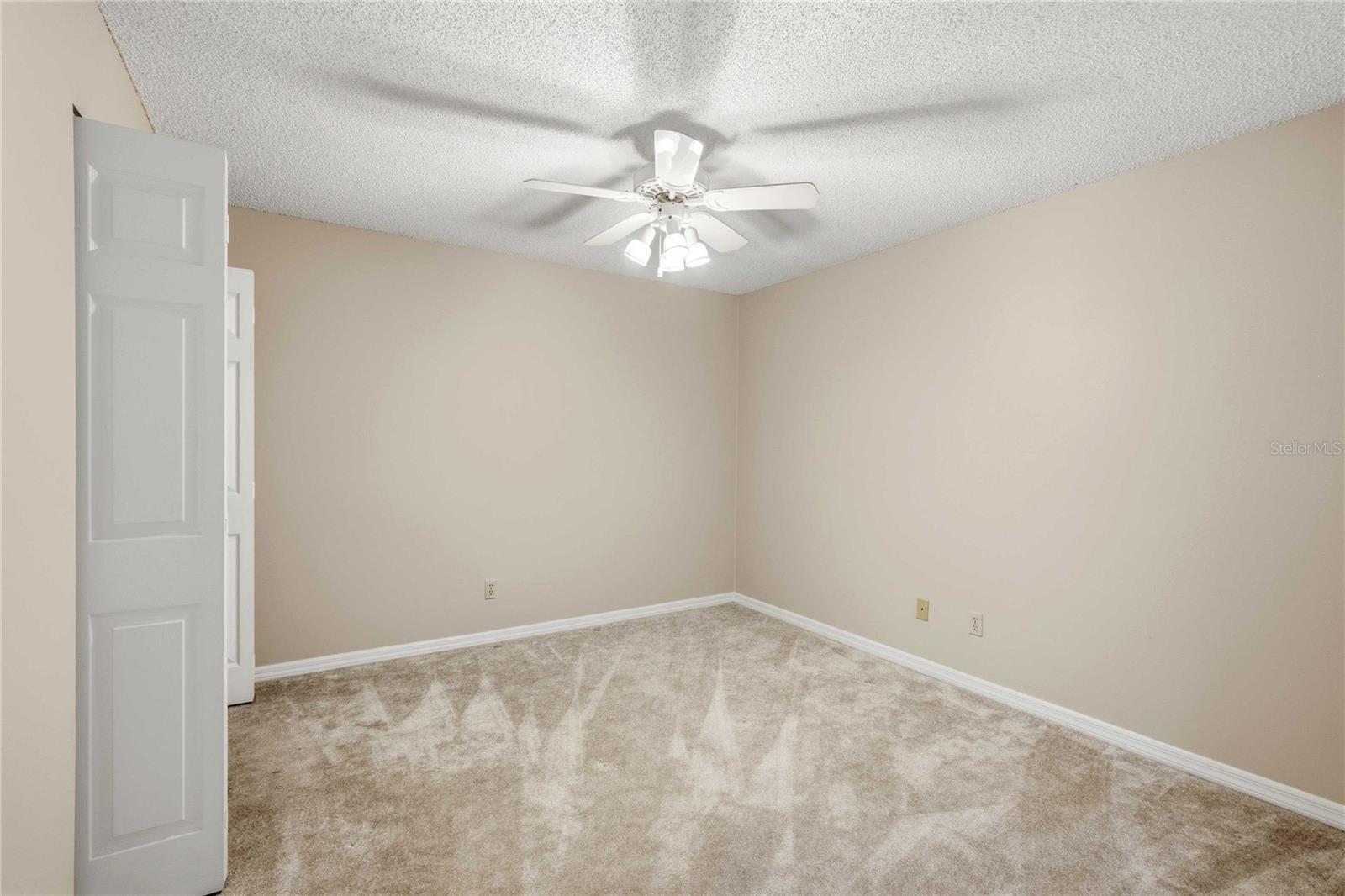 WIMBLEDON GREENS - Residential