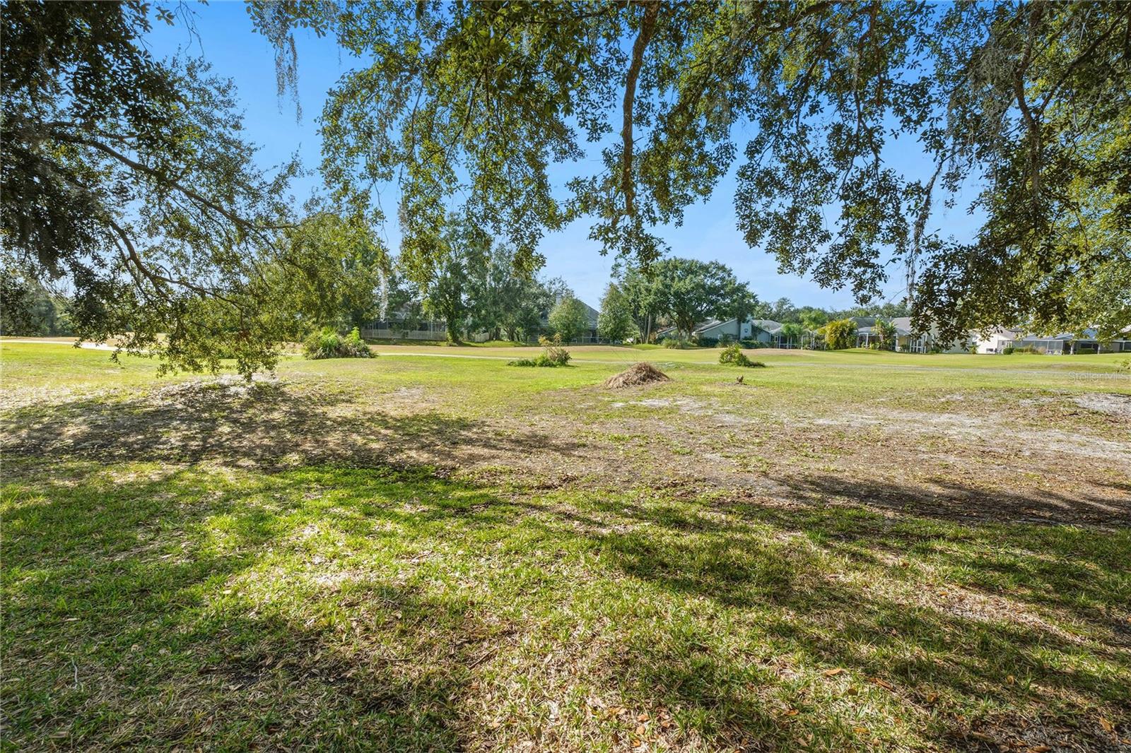WIMBLEDON GREENS - Residential