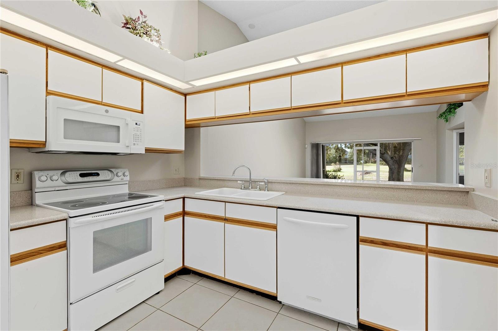 WIMBLEDON GREENS - Residential