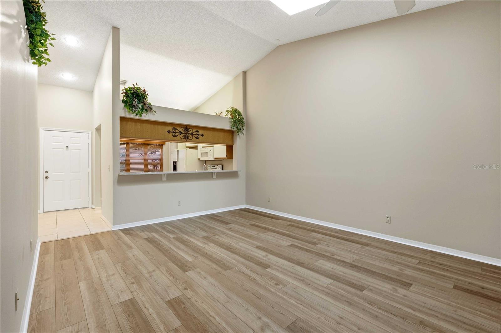 WIMBLEDON GREENS - Residential