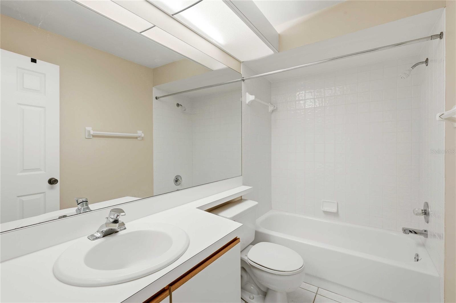 WIMBLEDON GREENS - Residential