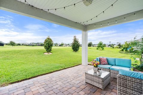 A home in DELAND