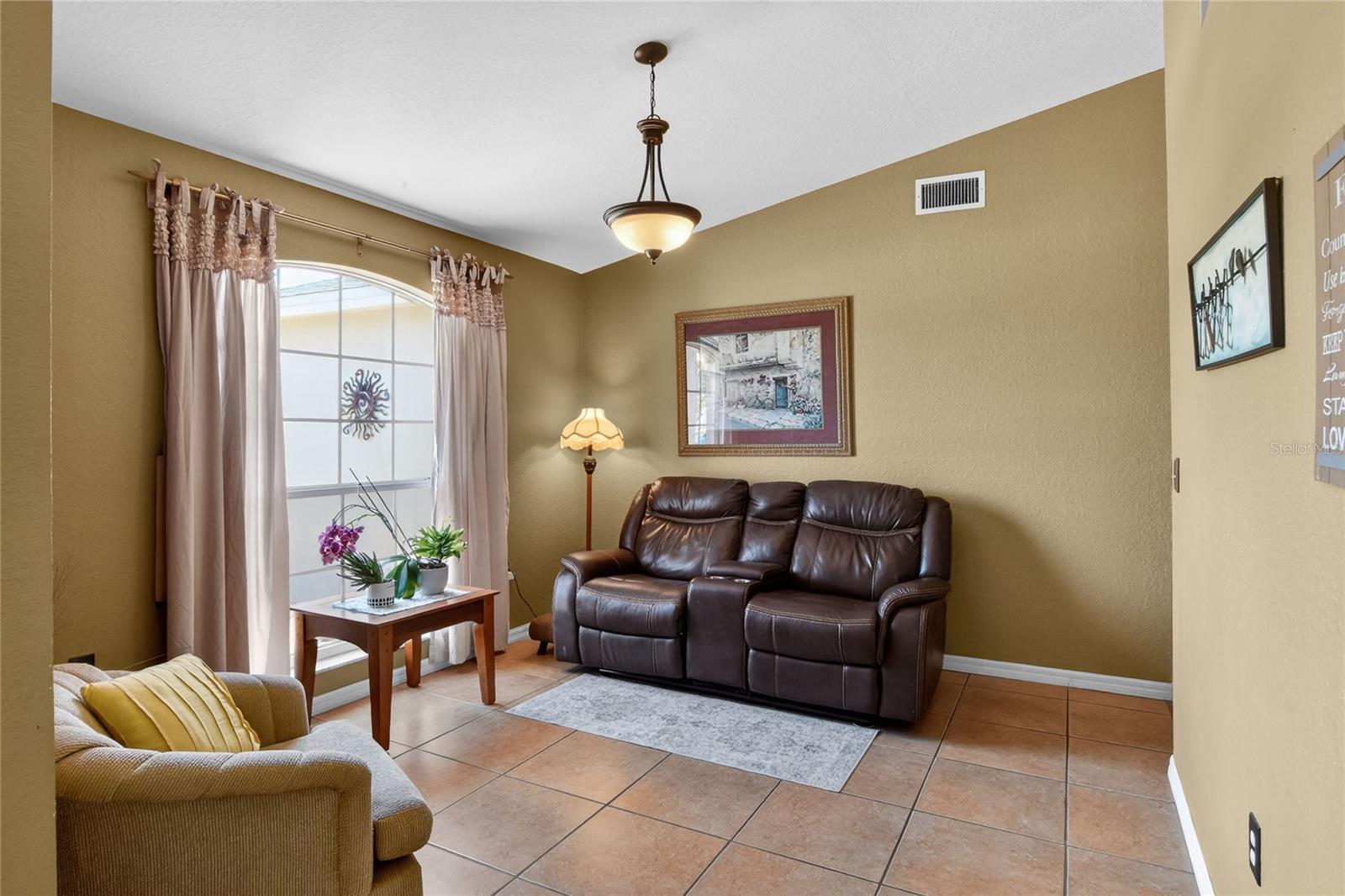 HIGHLANDS CROSSING PHASE TWO - Residential
