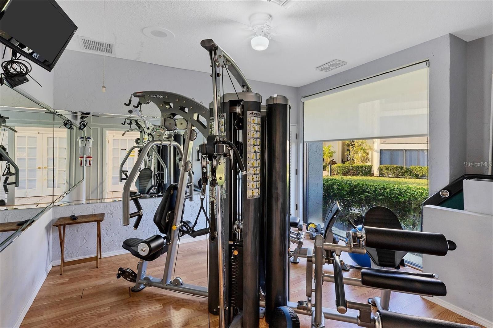 WHISPERING SANDS SEC 7 - Residential Lease