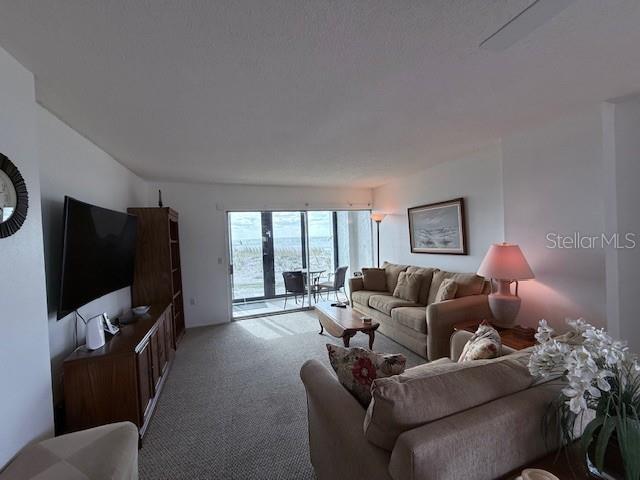 WHISPERING SANDS SEC 7 - Residential Lease