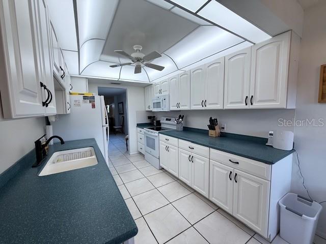 WHISPERING SANDS SEC 7 - Residential Lease