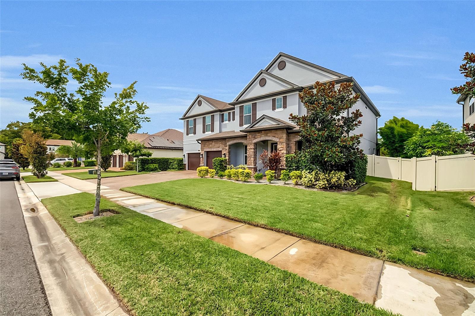 1579 PINK DOGWOOD WAY