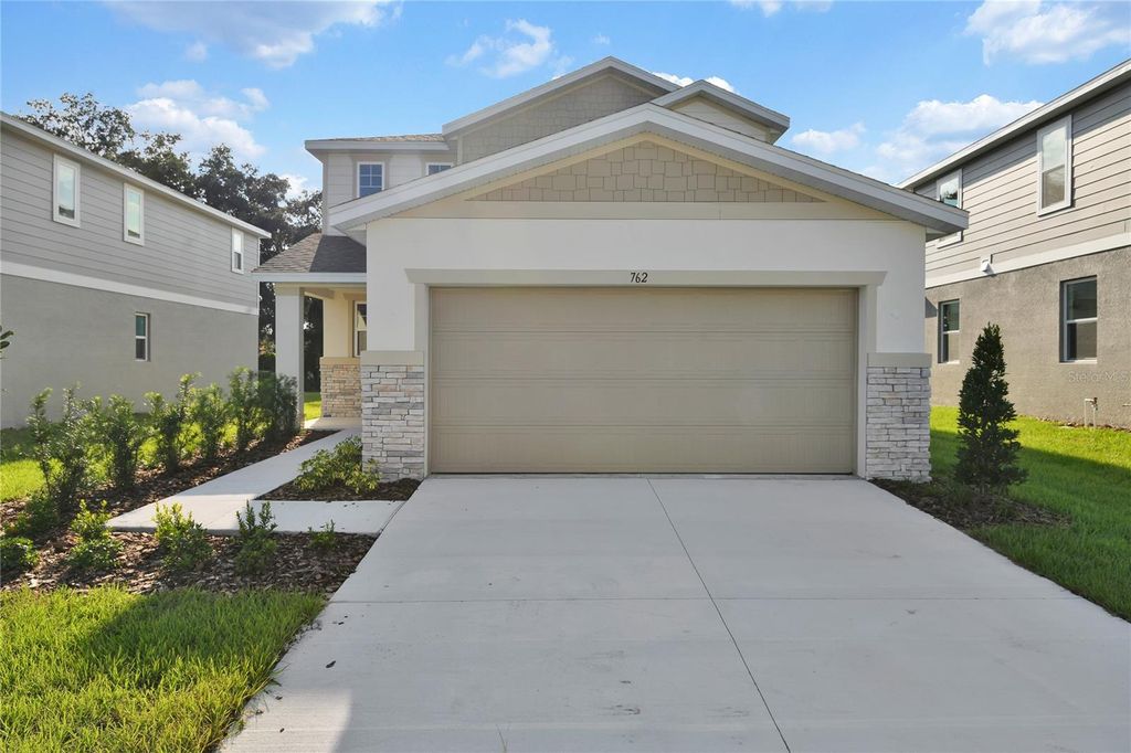 Photo of 762 Lake Dell Avenue, Dundee, FL 33838 (MLS # S5127914)