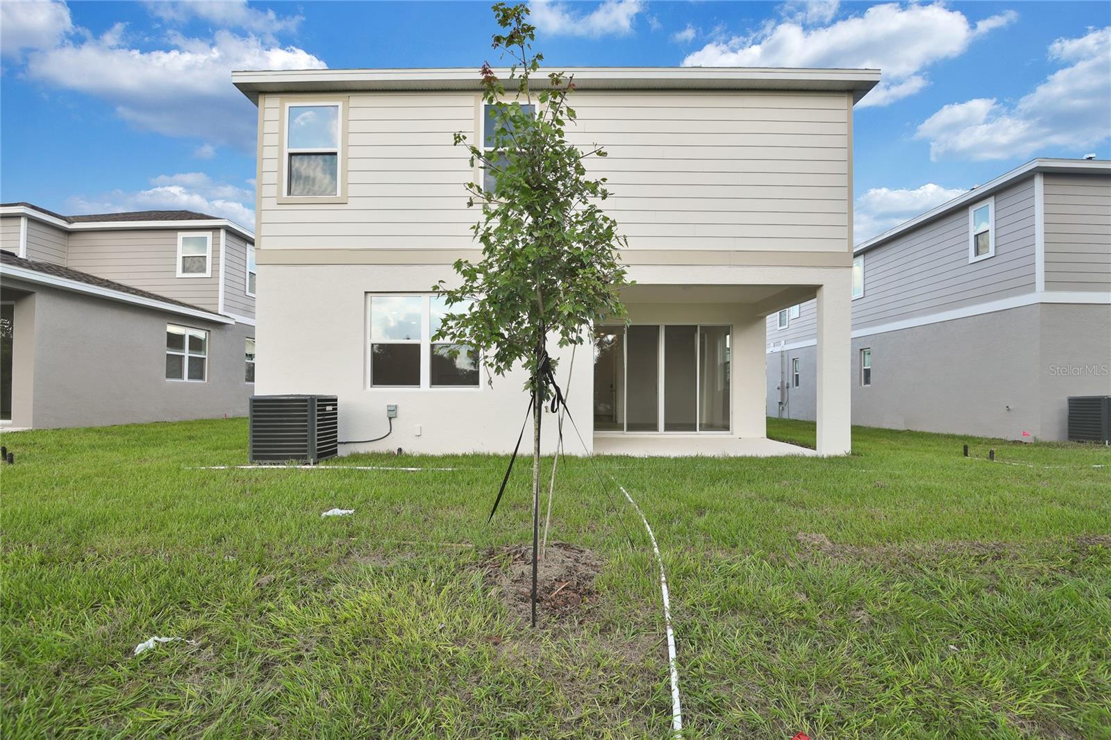 SEASONS AT SHORES OF LAKE DELL - Residential