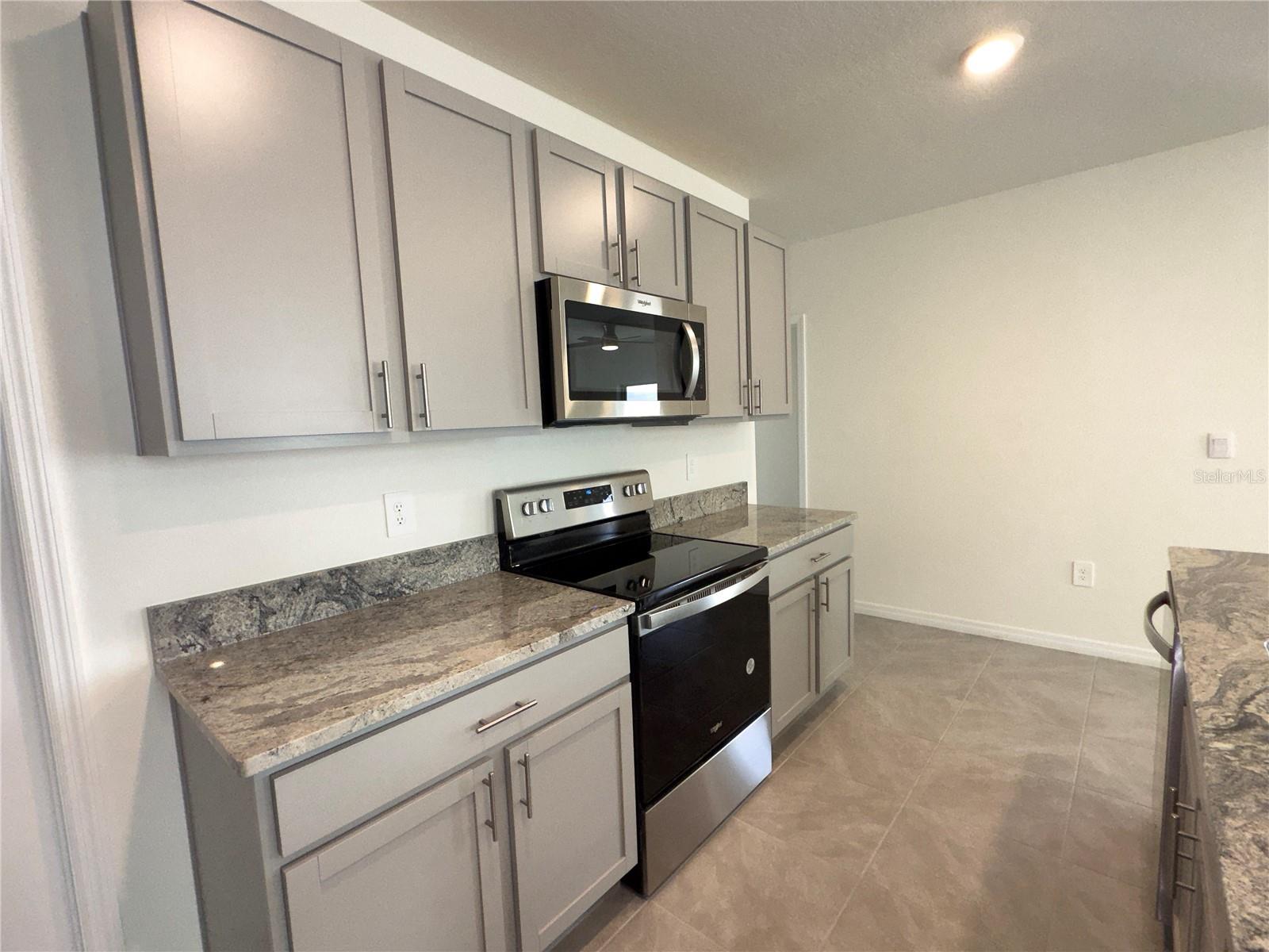 STAR FARMS AT LAKEWOOD RANCH - Residential