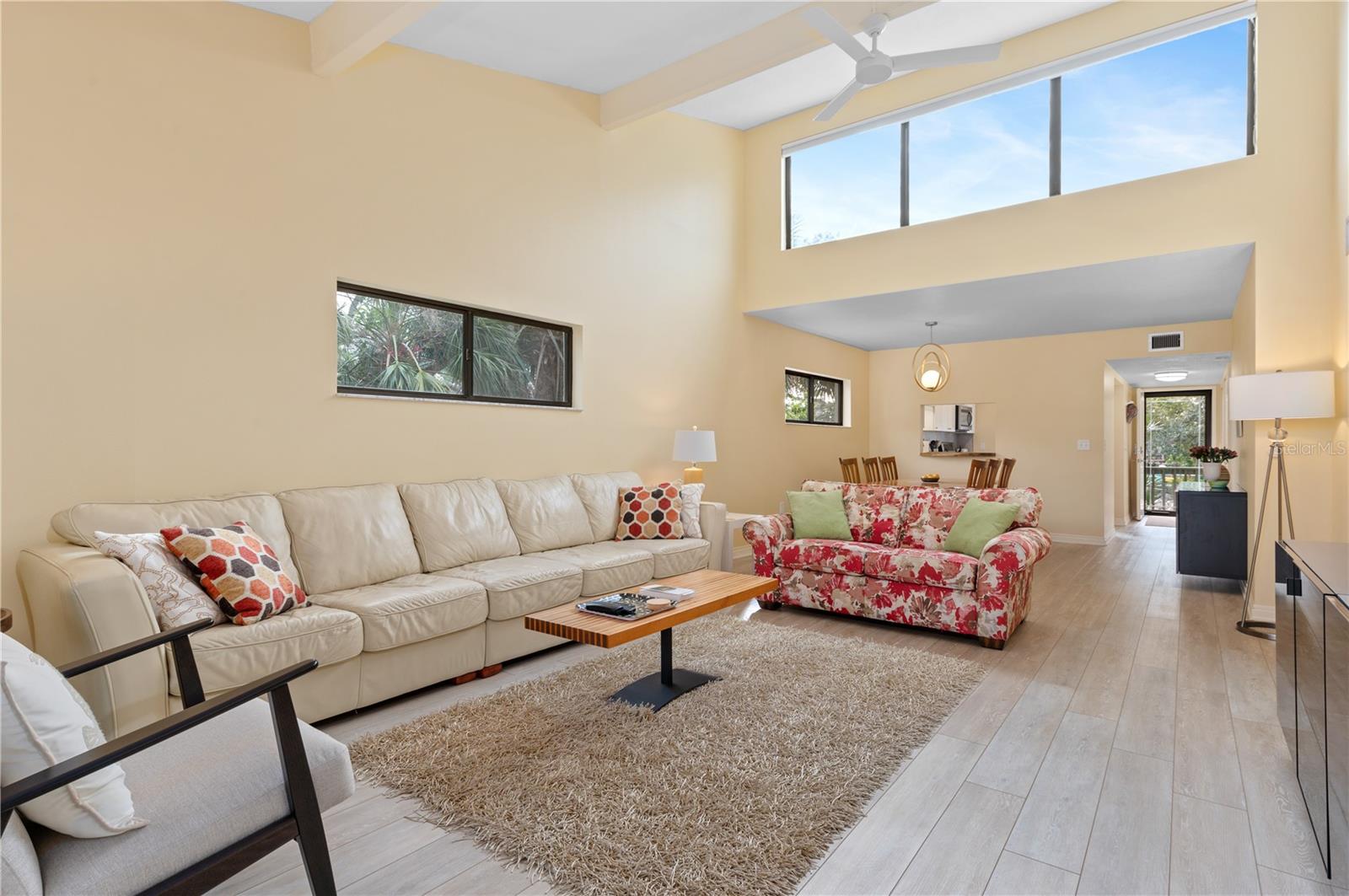 PELICAN COVE I - Residential