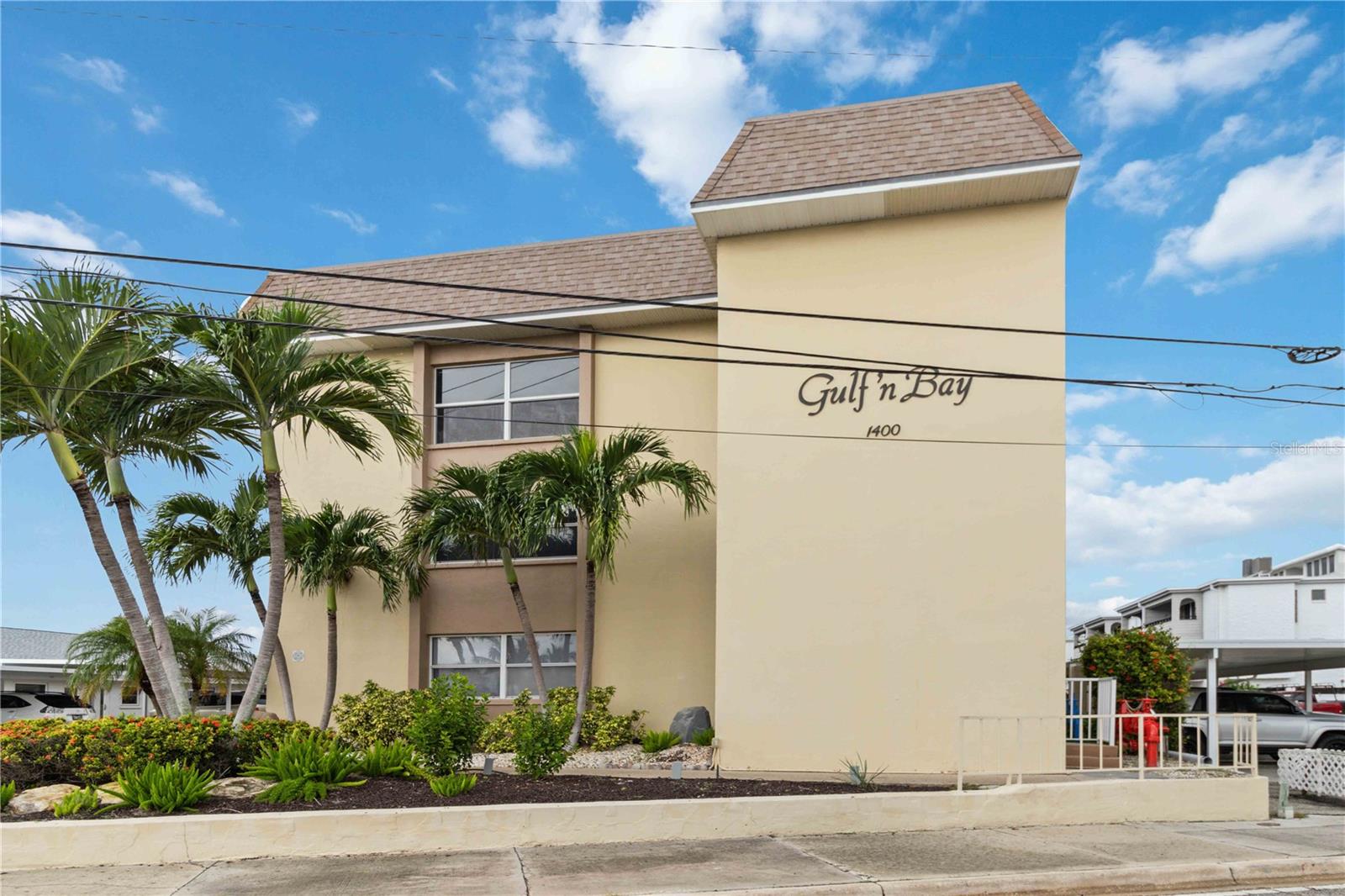 GULF N BAY - Residential