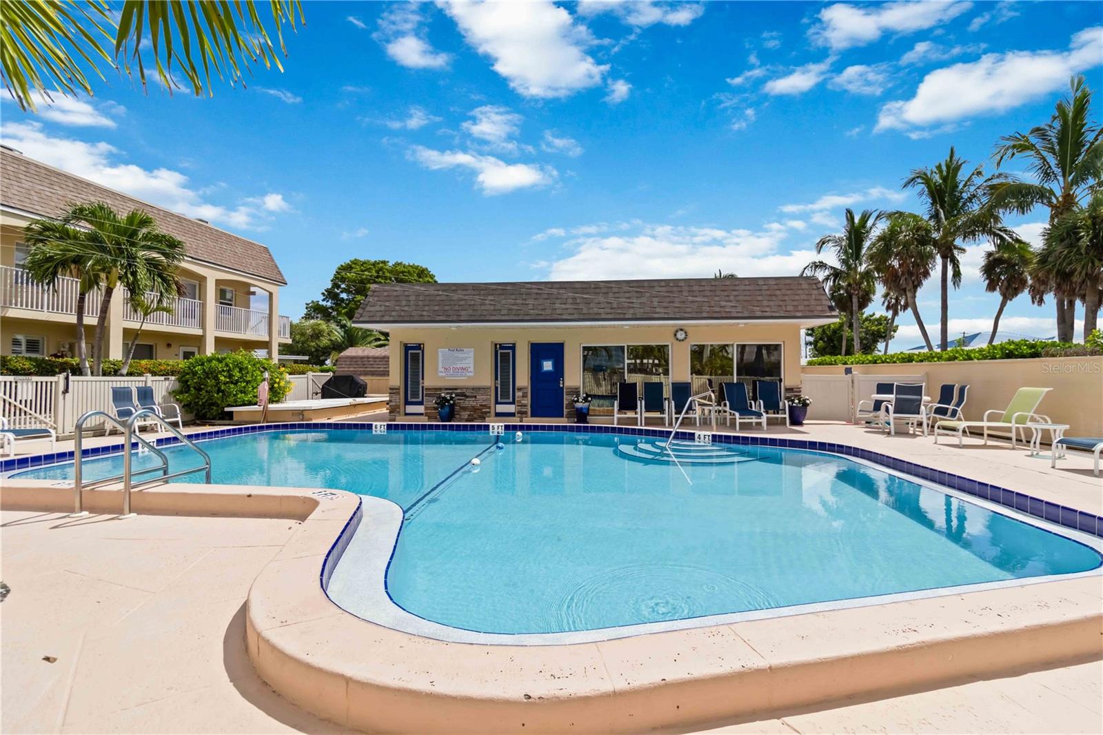 GULF N BAY - Residential