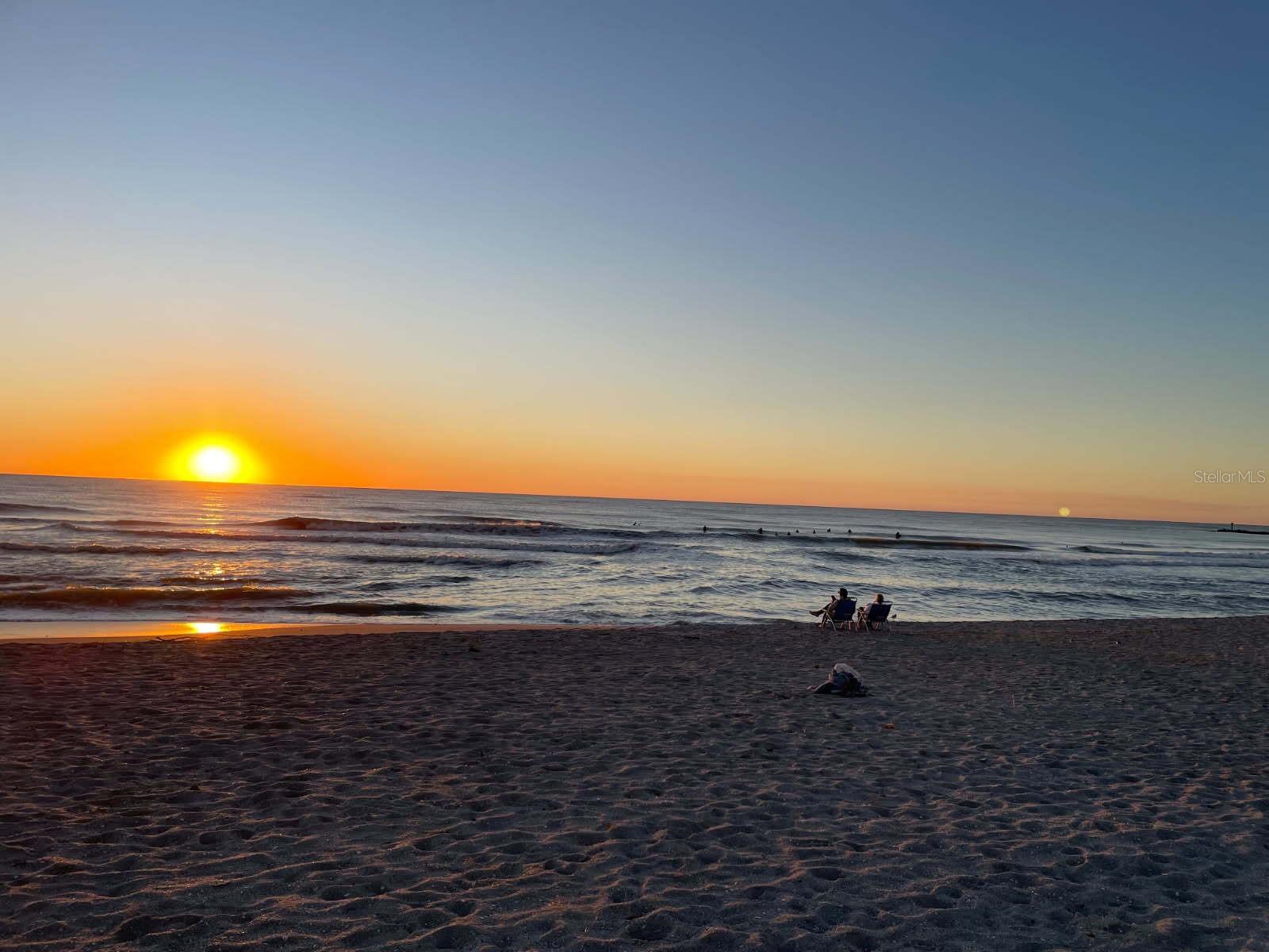 1400 TARPON CENTER DRIVE 204