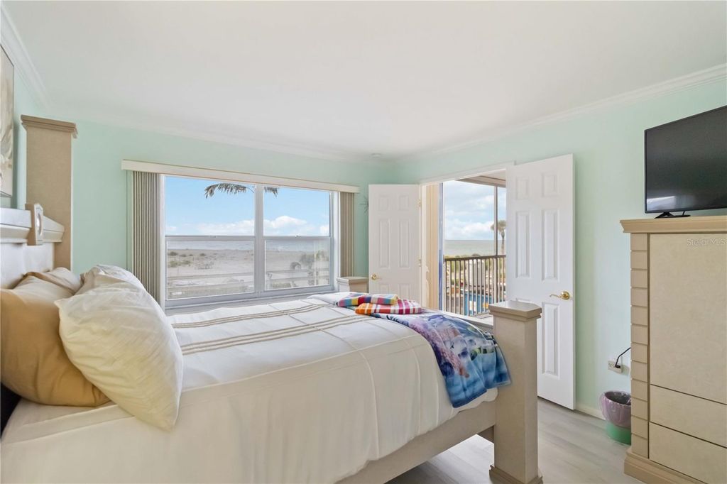 Photo of 1400 Tarpon Center Drive #204, Venice, FL 34285 (MLS # A4664342)