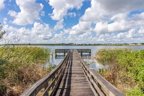 A home in WINTER HAVEN