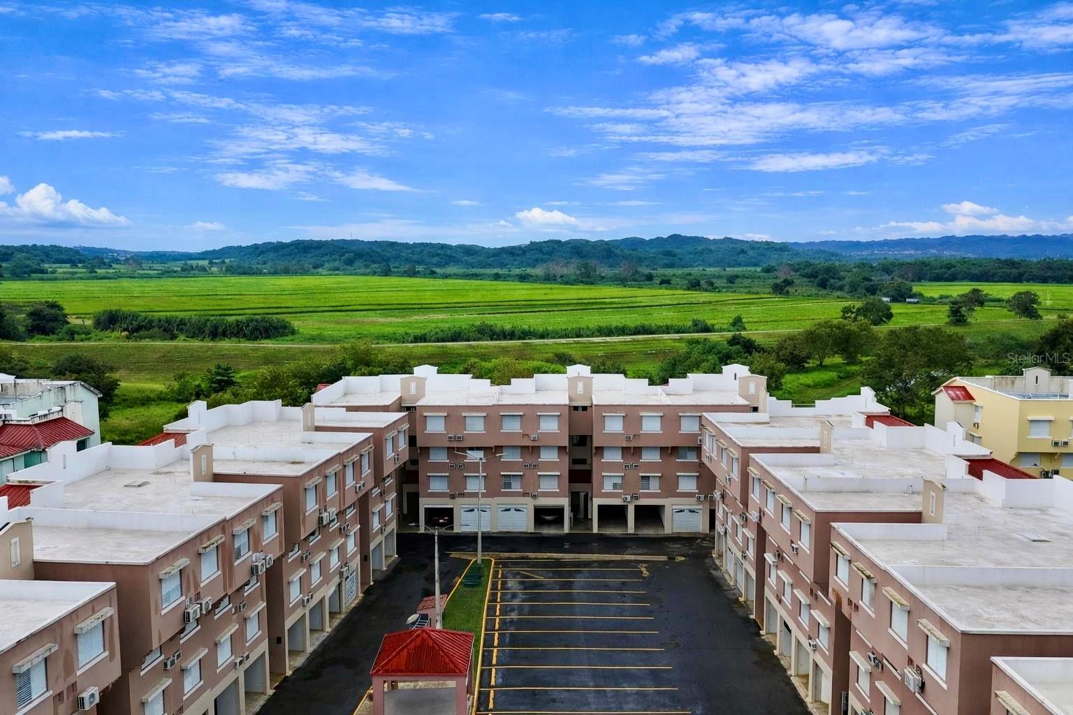 EDIF. E - Residential