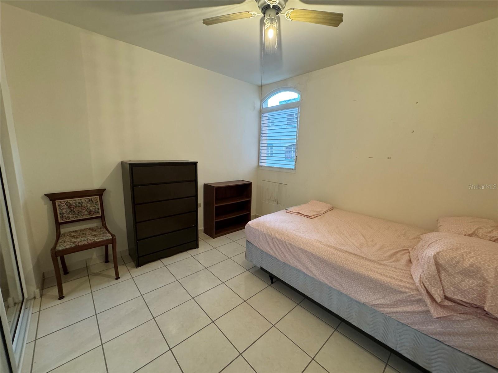 EDIF. E - Residential