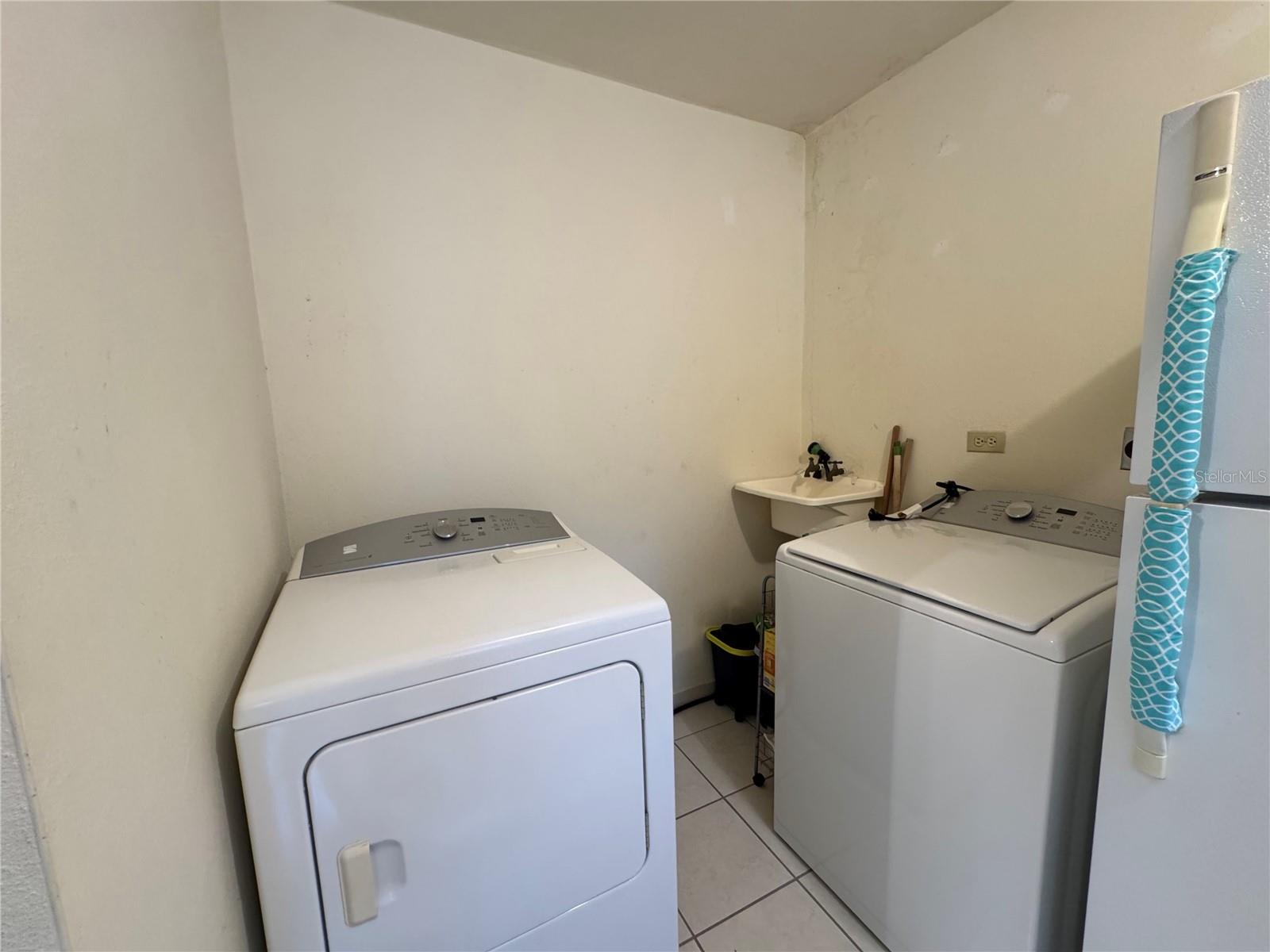 EDIF. E - Residential