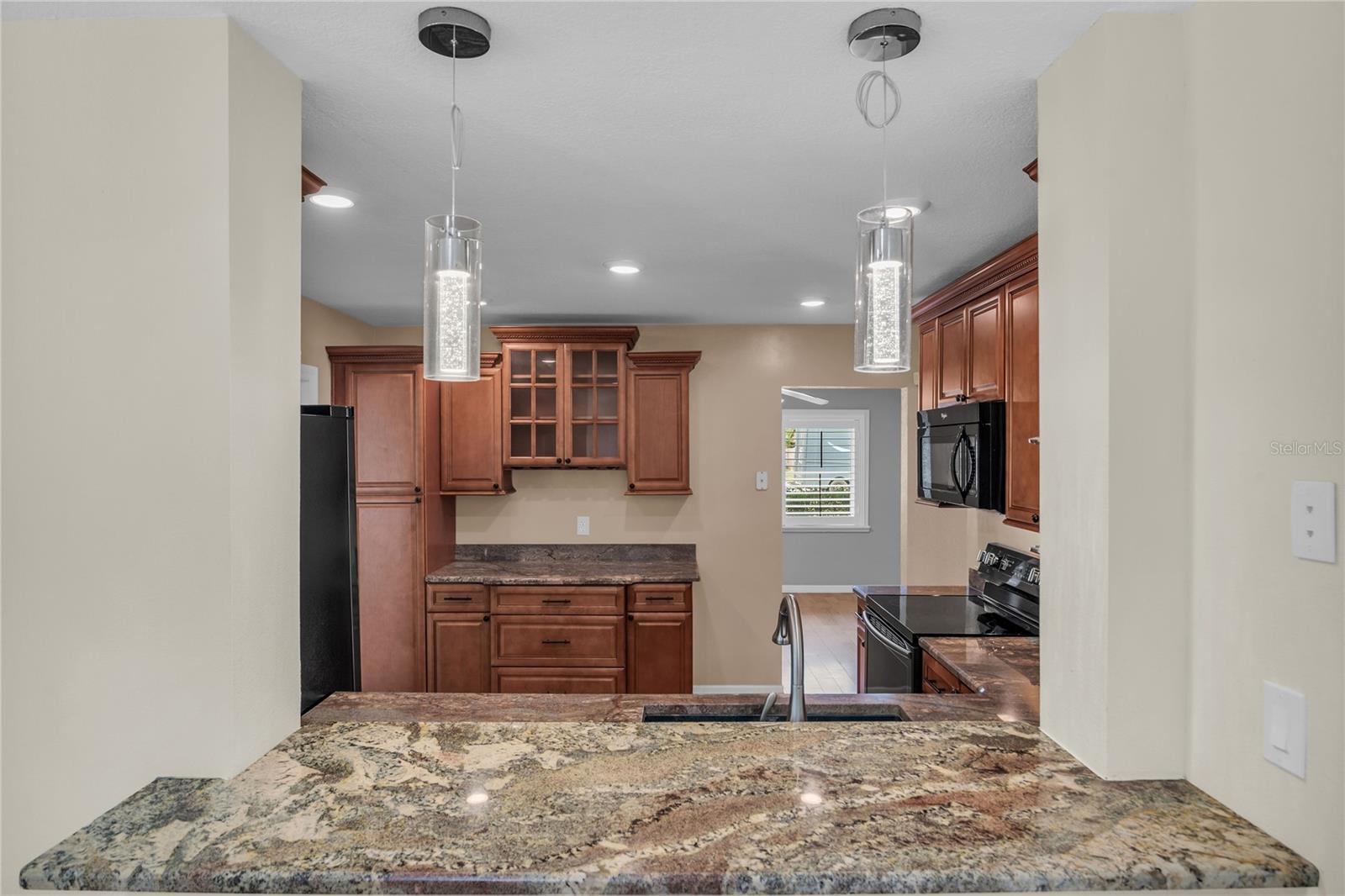 LONGACRES - Residential