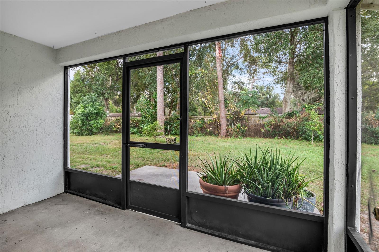 LONGACRES - Residential