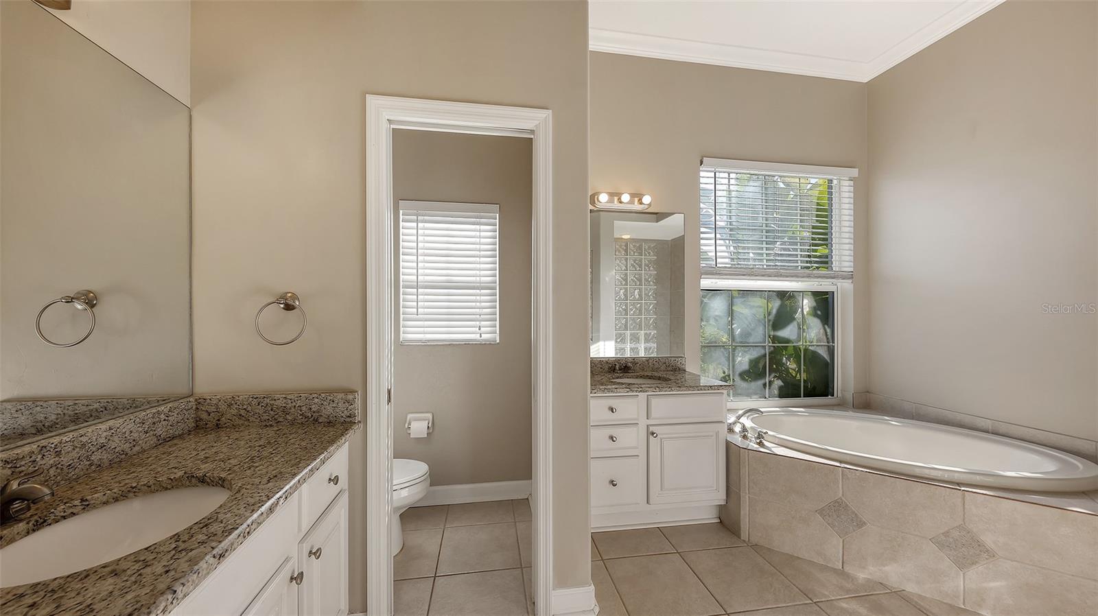 MISSION ESTATES - Residential