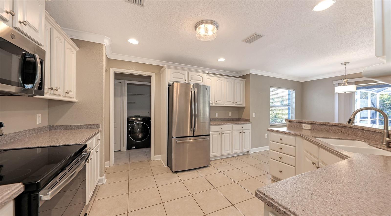 MISSION ESTATES - Residential