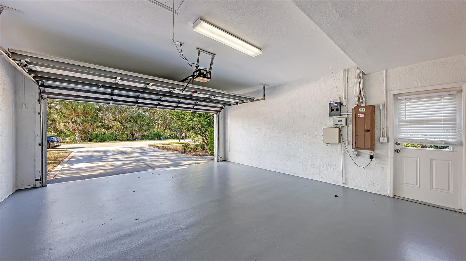 MISSION ESTATES - Residential