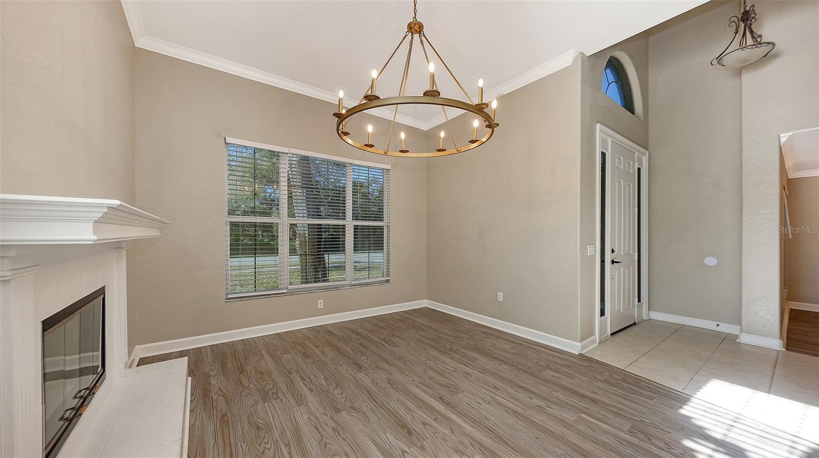 MISSION ESTATES - Residential