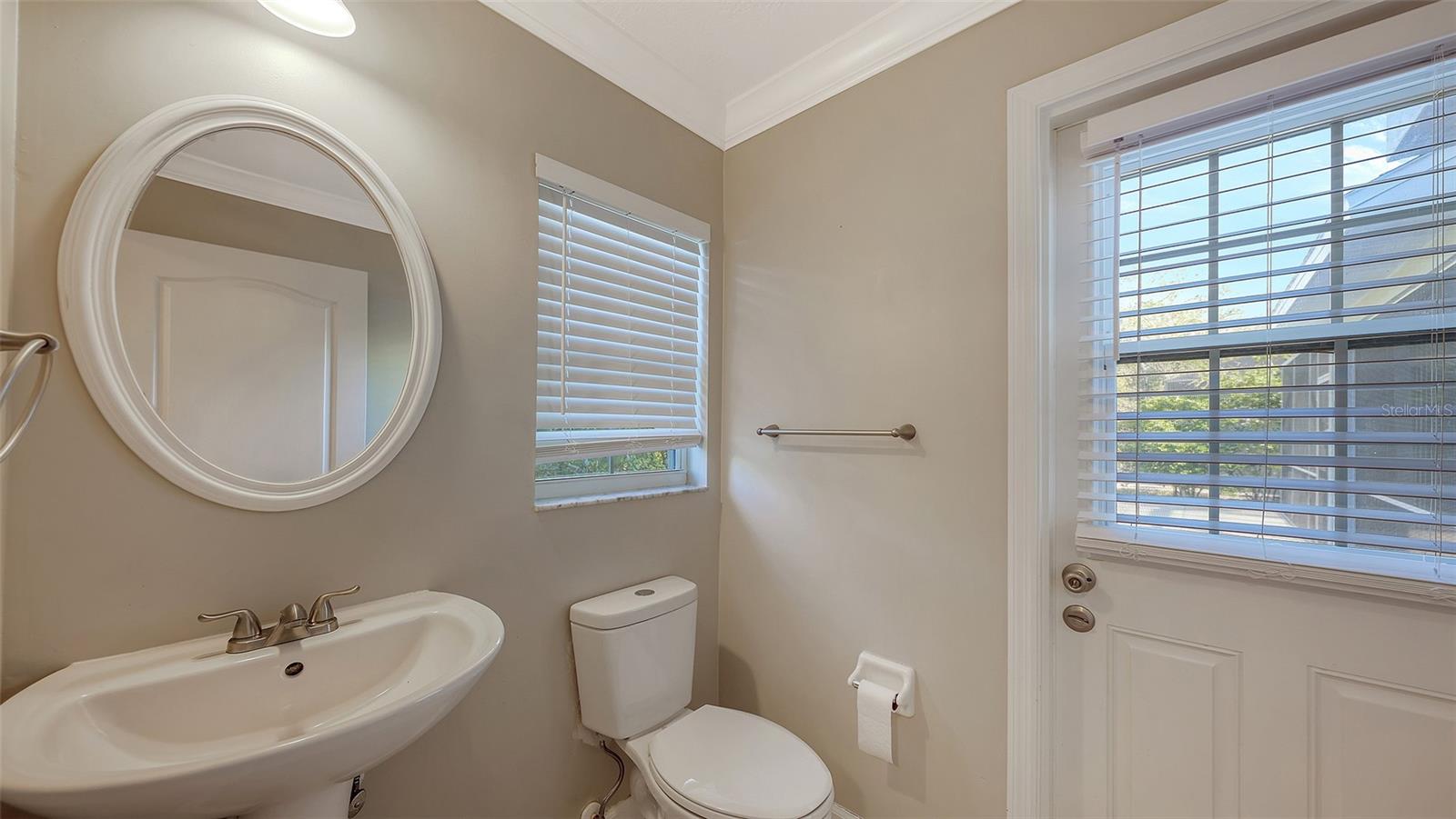 MISSION ESTATES - Residential