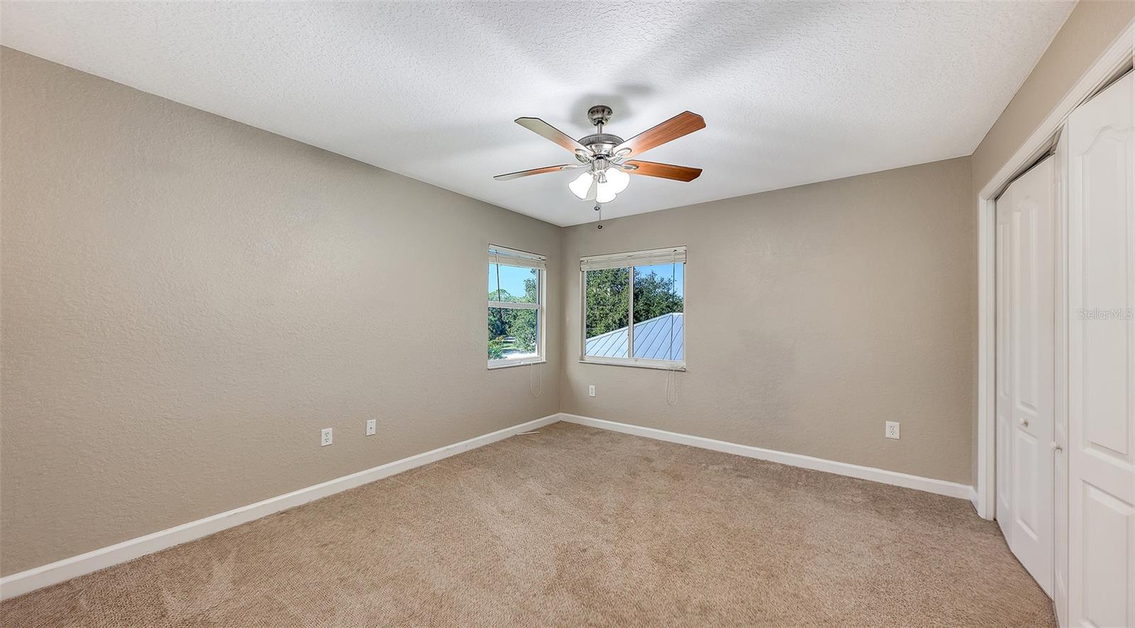 MISSION ESTATES - Residential