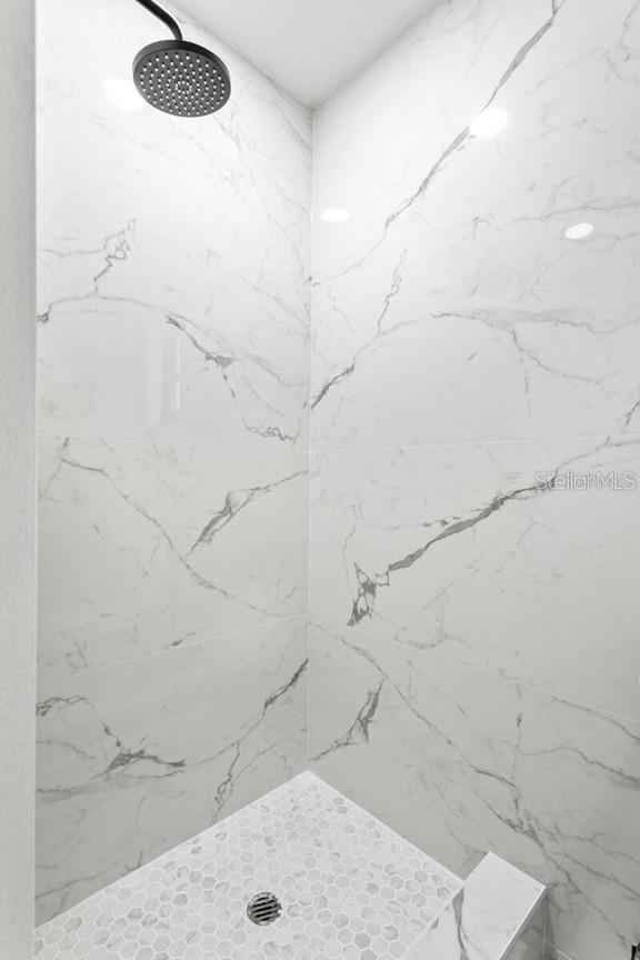 SUNSET BLUFFS ACRES - Residential Lease