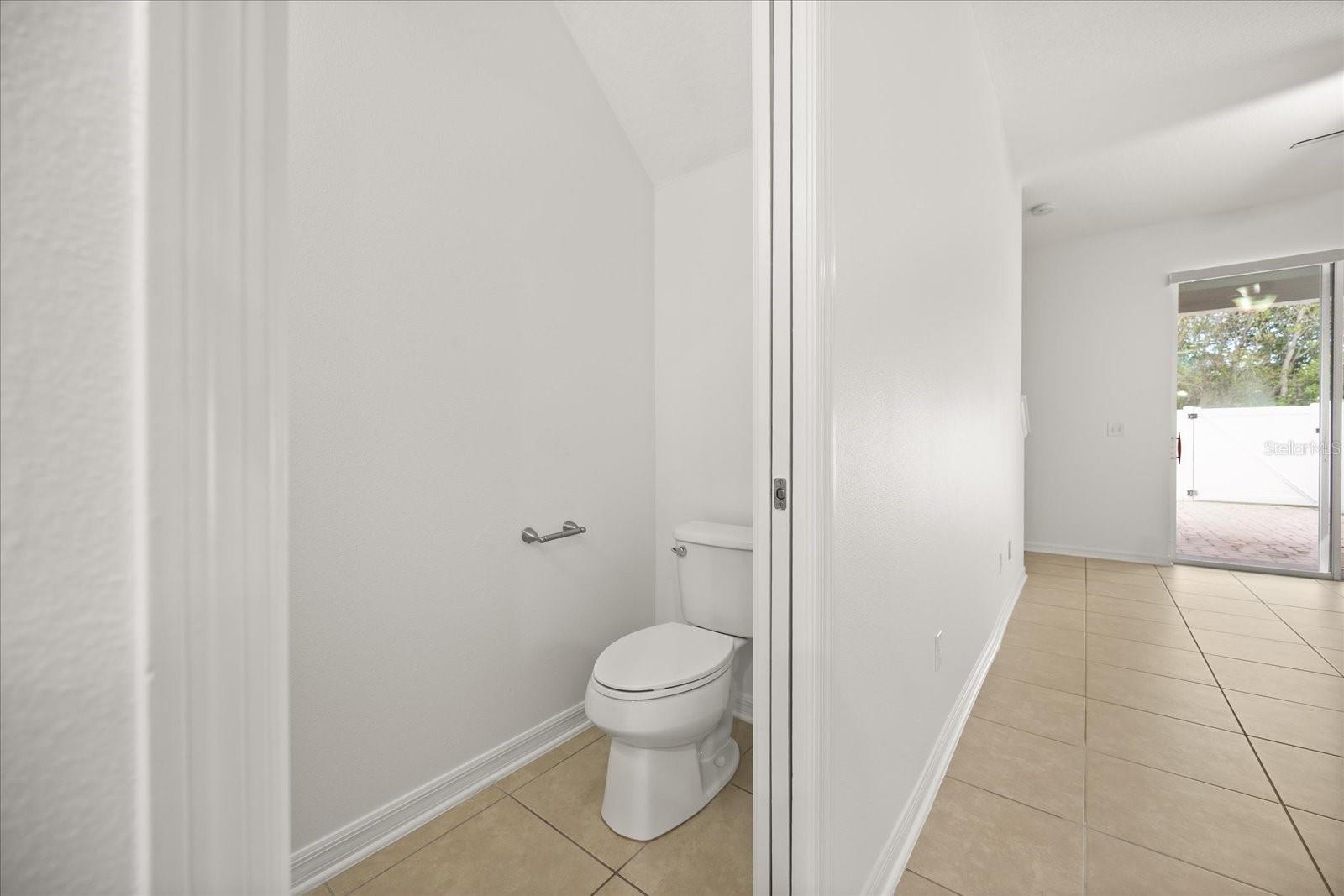 SOMERSET CHASE - Residential