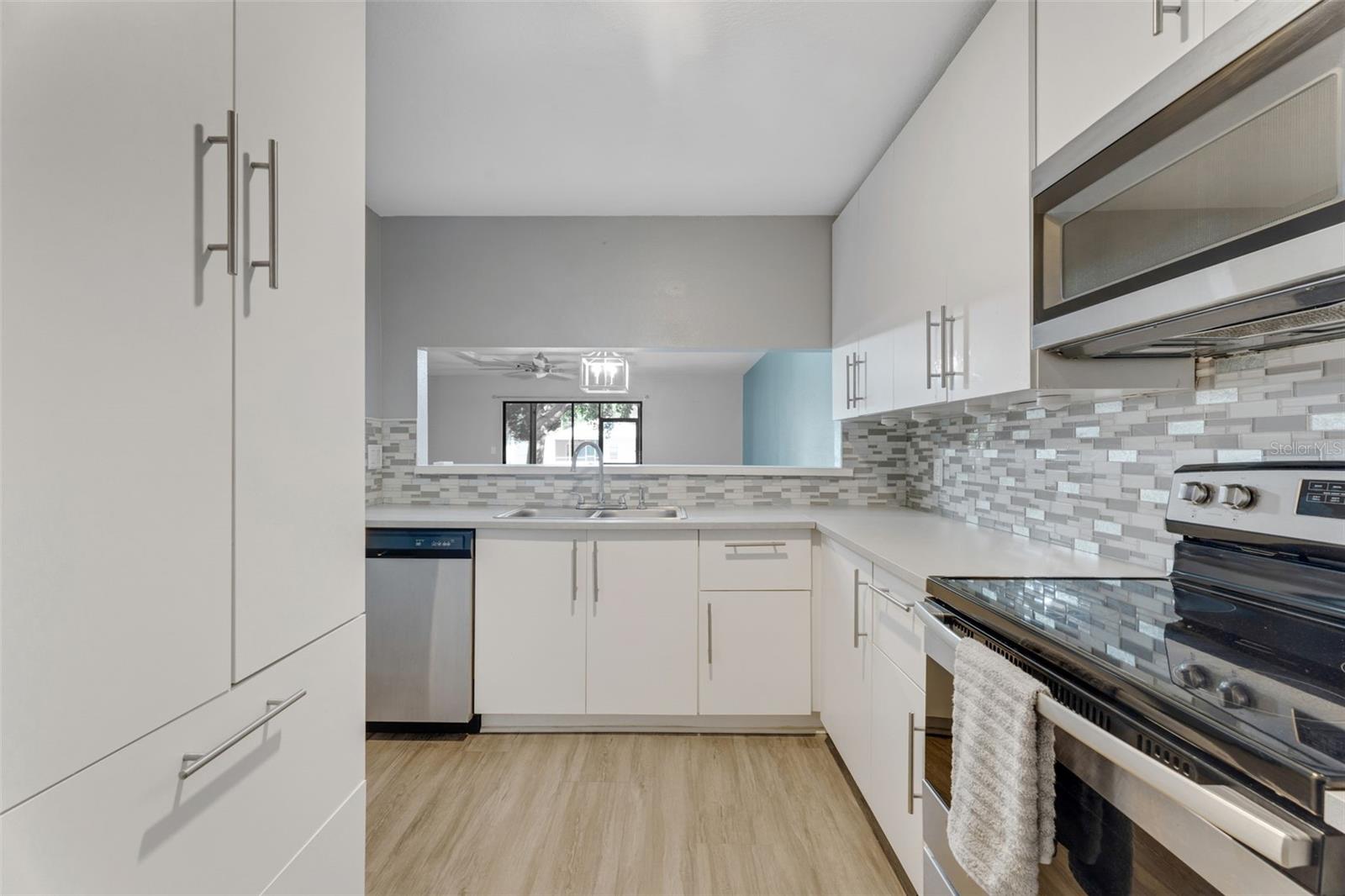 WATERS EDGE UNIT 01 A REP 02 - Residential