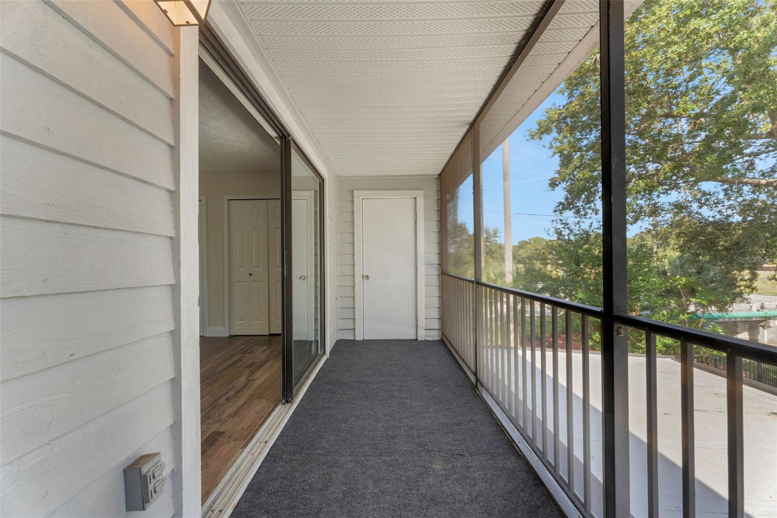 WATERS EDGE UNIT 01 A REP 02 - Residential