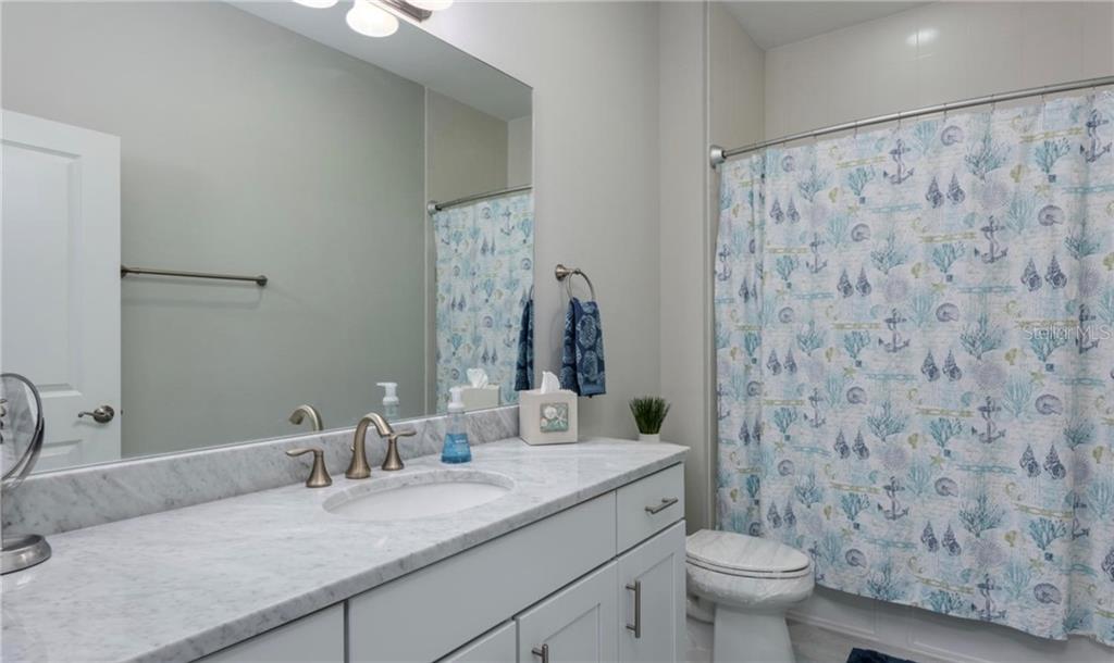 OAK RUN III/SARASOTA NATIONAL - Residential Lease