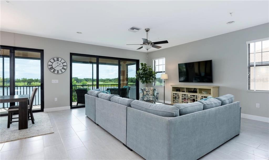 OAK RUN III/SARASOTA NATIONAL - Residential Lease