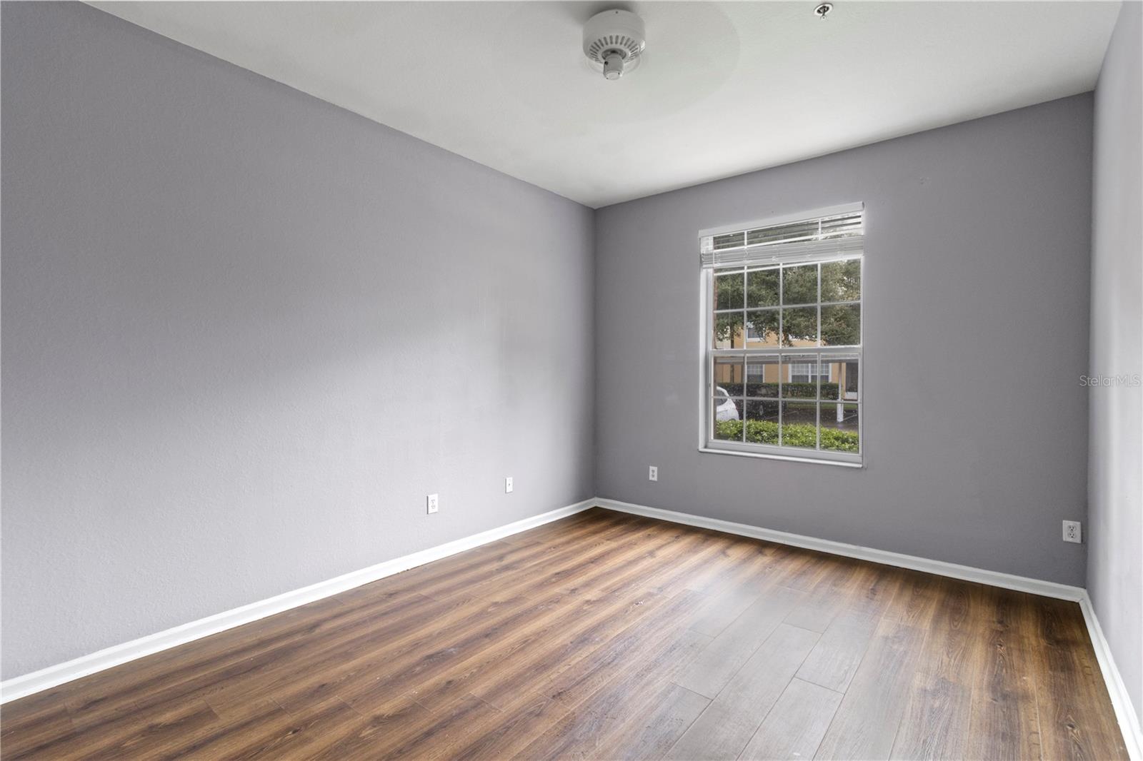 HORIZONS/STONERIDGE PLACE PH 03 - Residential Lease